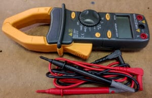Volt-Ohm meter