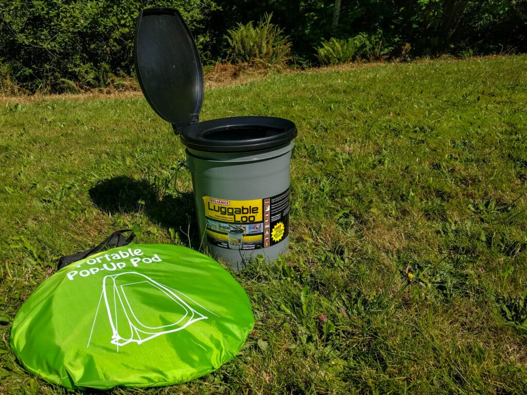 5 gallon Reliance poop bucket with toilet seat lid