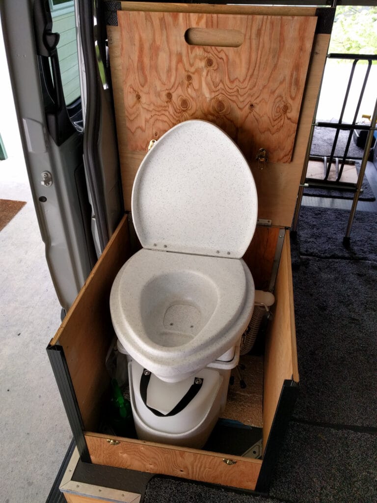 Keeping the bowl clean is easy with hydrogen peroxide spray and the occasional Clorox wipe.