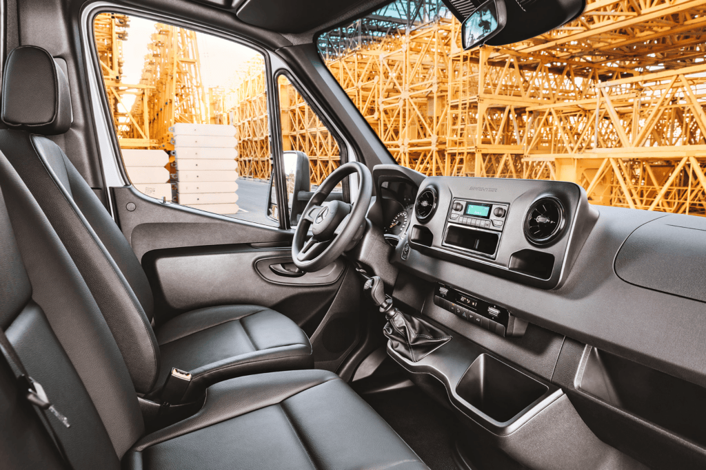 There's a lower-spec dash option without the fancy MBUX entertainment module